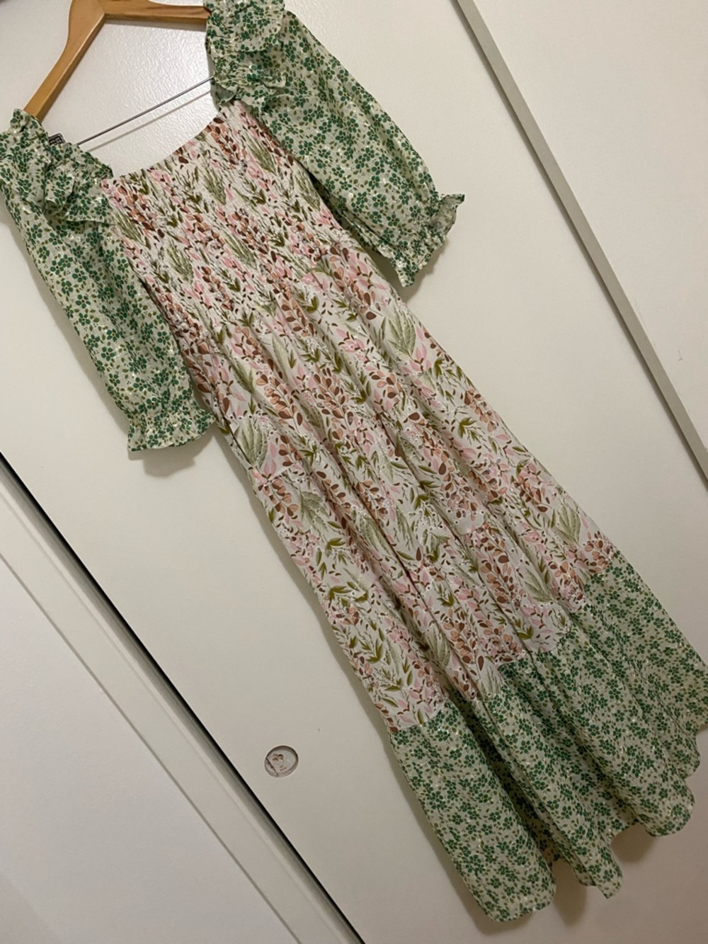 Melloday Floral Print Maxi Dress - Picture 7 of 7